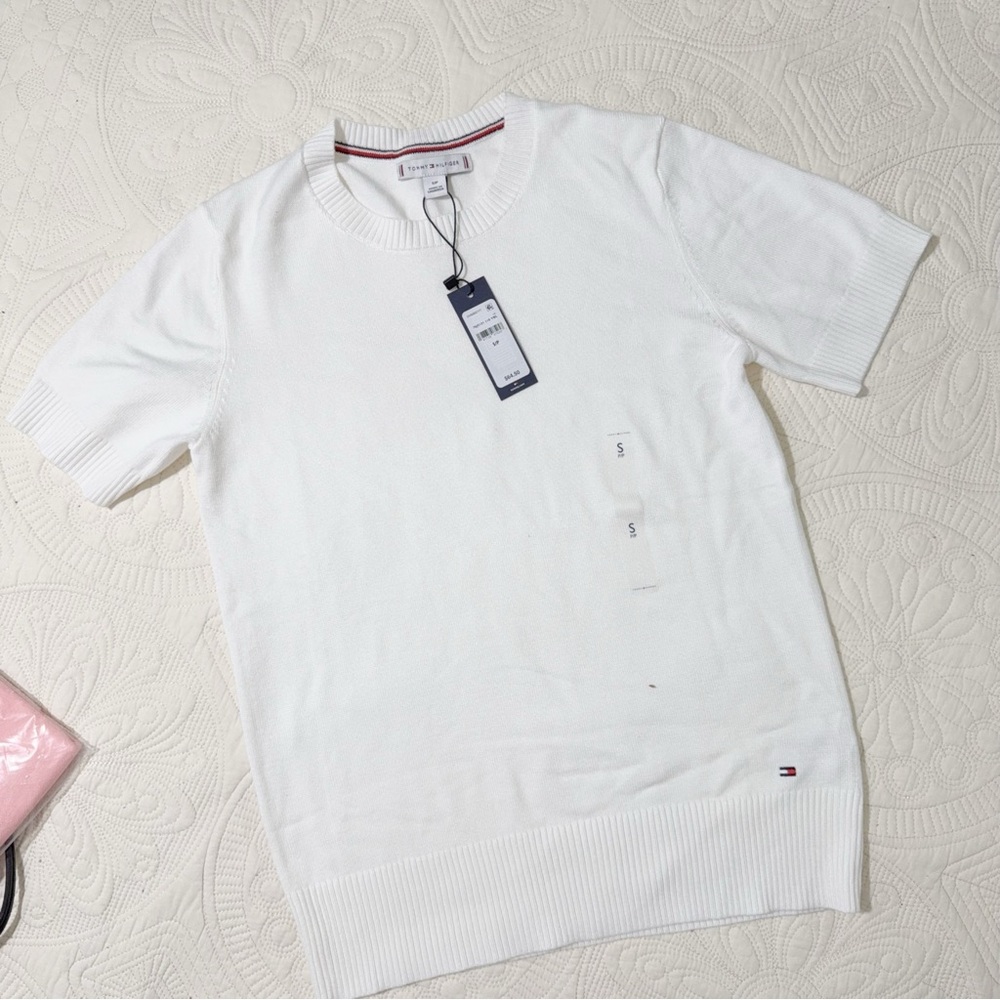 NWT Tommy Hilfiger shortsleeve sweater S 76J5131
